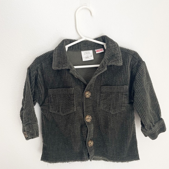 Zara green corduroy button down shirt - Picture 1 of 1